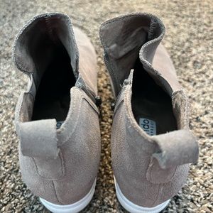 Blondo Waterproof Wedge Sneaker